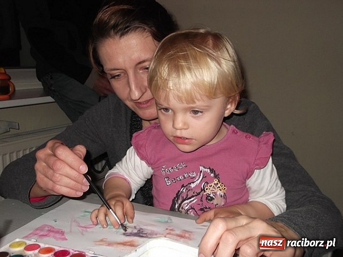 Zdjęcie w galerii na portalu naszraciborz.pl: Maluchy z Fiku-miku imprezują bez końca wiadomości z regionu