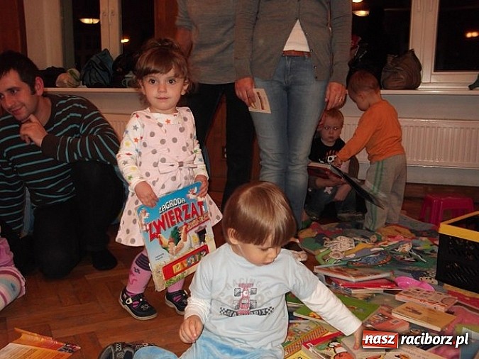 Zdjęcie w galerii na portalu naszraciborz.pl: Maluchy z Fiku-miku imprezują bez końca wiadomości z regionu