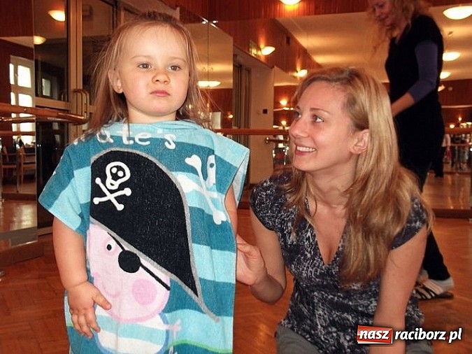 Zdjęcie w galerii na portalu naszraciborz.pl: Maluchy z Fiku-miku imprezują bez końca wiadomości z regionu