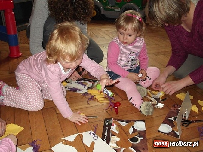 Zdjęcie w galerii na portalu naszraciborz.pl: Maluchy z Fiku-miku imprezują bez końca wiadomości z regionu