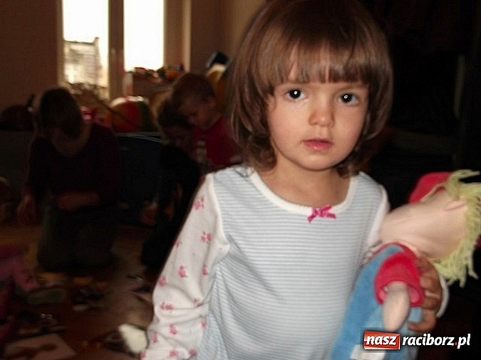 Zdjęcie w galerii na portalu naszraciborz.pl: Maluchy z Fiku-miku imprezują bez końca wiadomości z regionu