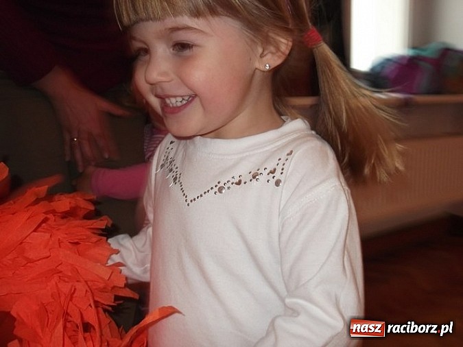 Zdjęcie w galerii na portalu naszraciborz.pl: Maluchy z Fiku-miku imprezują bez końca wiadomości z regionu