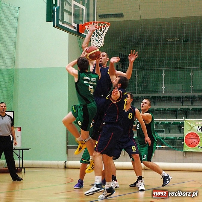 Zdjęcie w galerii na portalu naszraciborz.pl: Pierwsze postępy na półmetku rozgrywek wiadomości z regionu