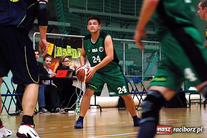 Zdjęcie w galerii na portalu naszraciborz.pl: Pierwsze postępy na półmetku rozgrywek wiadomości z regionu