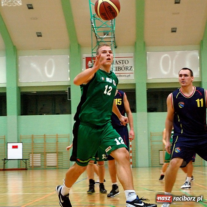 Zdjęcie w galerii na portalu naszraciborz.pl: Pierwsze postępy na półmetku rozgrywek wiadomości z regionu