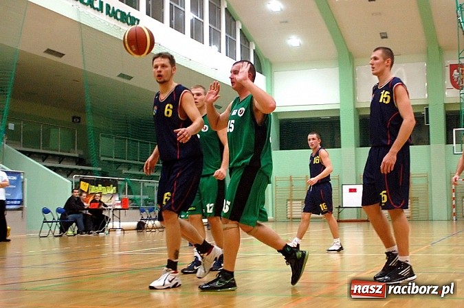 Zdjęcie w galerii na portalu naszraciborz.pl: Pierwsze postępy na półmetku rozgrywek wiadomości z regionu