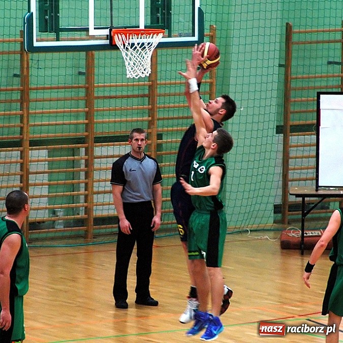 Zdjęcie w galerii na portalu naszraciborz.pl: Pierwsze postępy na półmetku rozgrywek wiadomości z regionu