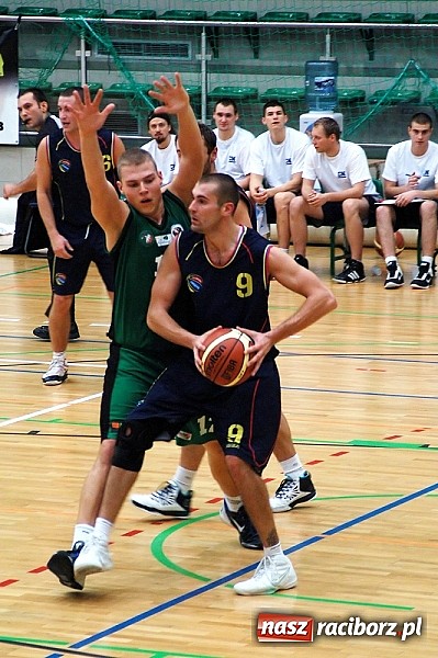 Zdjęcie w galerii na portalu naszraciborz.pl: Pierwsze postępy na półmetku rozgrywek wiadomości z regionu