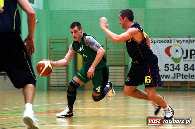 Zdjęcie w galerii na portalu naszraciborz.pl: Pierwsze postępy na półmetku rozgrywek wiadomości z regionu