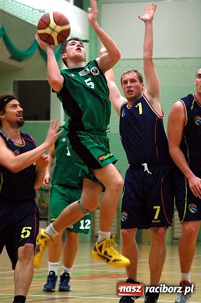 Zdjęcie w galerii na portalu naszraciborz.pl: Pierwsze postępy na półmetku rozgrywek wiadomości z regionu