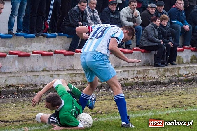 Zdjęcie w galerii na portalu naszraciborz.pl: Wysoka przegrana na pożegnanie trenera wiadomości z regionu