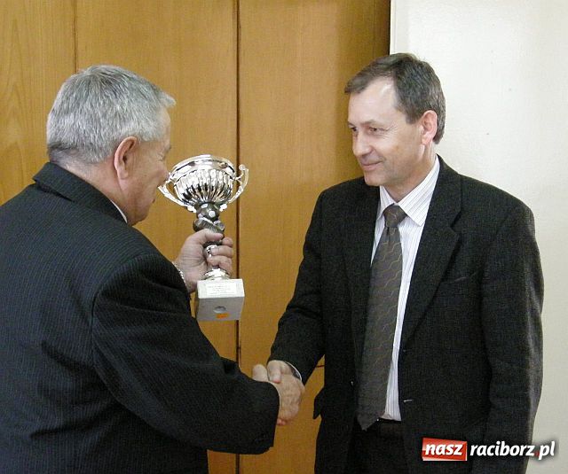 Zdjęcie w galerii na portalu naszraciborz.pl: Młodzieżowe ligi halowej piłki nożnej - podsumowane wiadomości z regionu