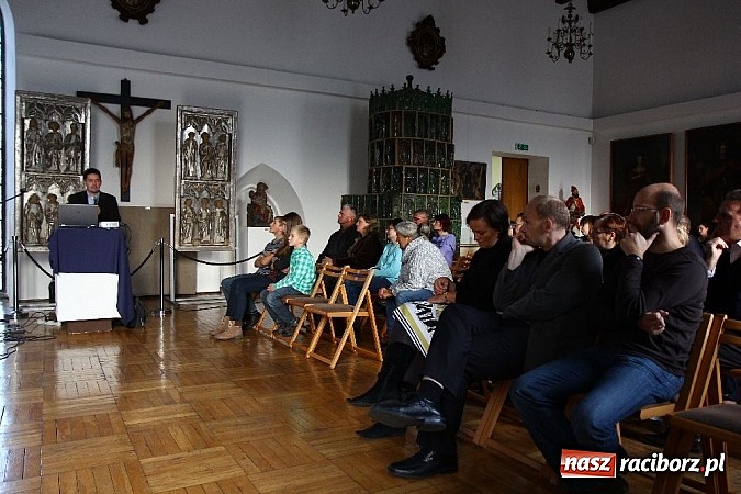 Zdjęcie w galerii na portalu naszraciborz.pl: Tajemniczy pochówek z Raciborza... wiadomości z regionu