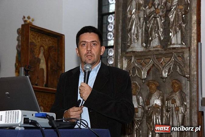 Zdjęcie w galerii na portalu naszraciborz.pl: Tajemniczy pochówek z Raciborza... wiadomości z regionu