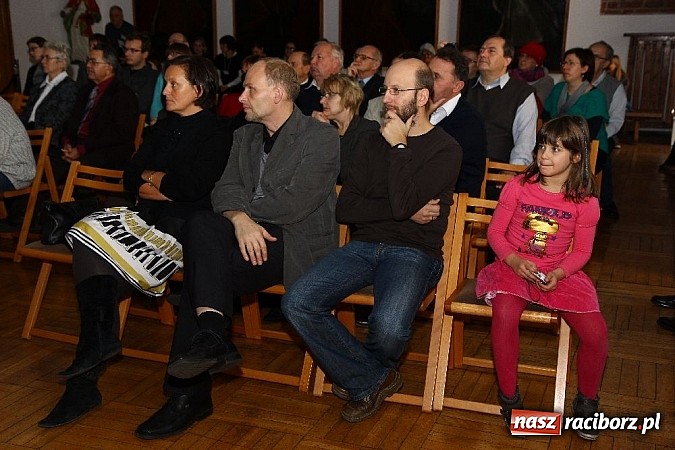 Zdjęcie w galerii na portalu naszraciborz.pl: Tajemniczy pochówek z Raciborza... wiadomości z regionu