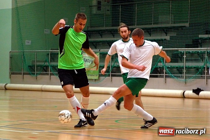 Zdjęcie w galerii na portalu naszraciborz.pl: Pędzące Byki lepsze od Xpres.pl wiadomości z regionu