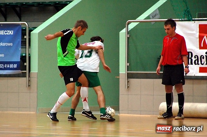 Zdjęcie w galerii na portalu naszraciborz.pl: Pędzące Byki lepsze od Xpres.pl wiadomości z regionu
