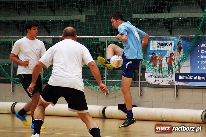 Zdjęcie w galerii na portalu naszraciborz.pl: Pędzące Byki lepsze od Xpres.pl wiadomości z regionu