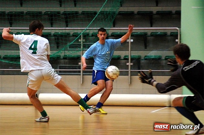 Zdjęcie w galerii na portalu naszraciborz.pl: Pędzące Byki lepsze od Xpres.pl wiadomości z regionu
