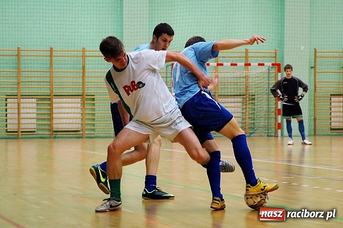 Zdjęcie w galerii na portalu naszraciborz.pl: Pędzące Byki lepsze od Xpres.pl wiadomości z regionu