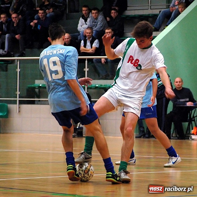 Zdjęcie w galerii na portalu naszraciborz.pl: Pędzące Byki lepsze od Xpres.pl wiadomości z regionu