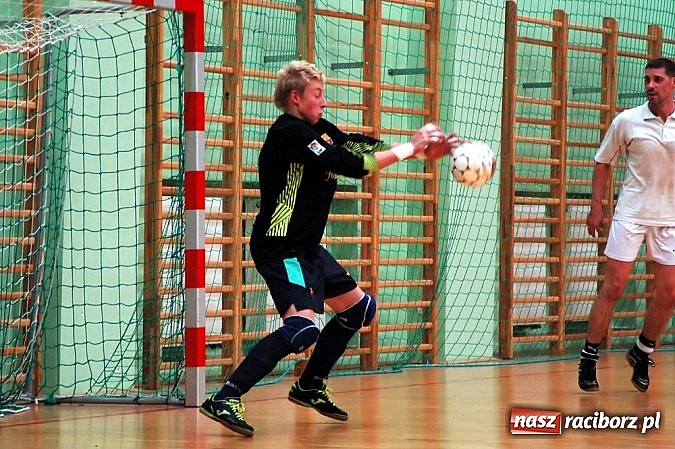 Zdjęcie w galerii na portalu naszraciborz.pl: Pędzące Byki lepsze od Xpres.pl wiadomości z regionu