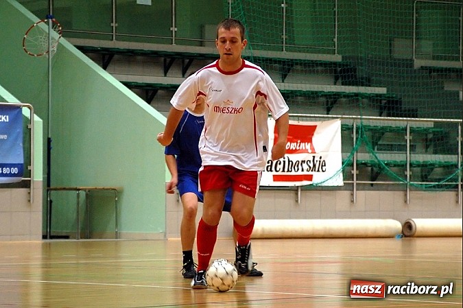 Zdjęcie w galerii na portalu naszraciborz.pl: Pędzące Byki lepsze od Xpres.pl wiadomości z regionu