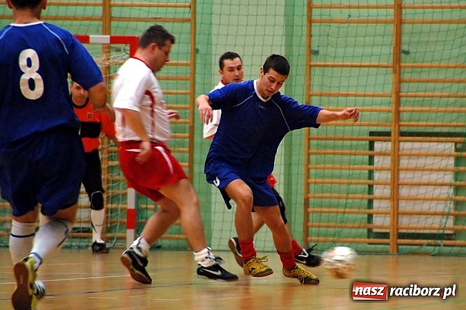 Zdjęcie w galerii na portalu naszraciborz.pl: Pędzące Byki lepsze od Xpres.pl wiadomości z regionu