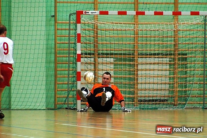 Zdjęcie w galerii na portalu naszraciborz.pl: Pędzące Byki lepsze od Xpres.pl wiadomości z regionu