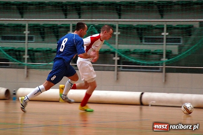 Zdjęcie w galerii na portalu naszraciborz.pl: Pędzące Byki lepsze od Xpres.pl wiadomości z regionu