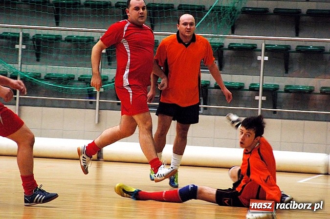 Zdjęcie w galerii na portalu naszraciborz.pl: Pędzące Byki lepsze od Xpres.pl wiadomości z regionu