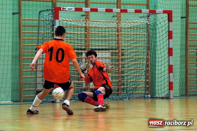 Zdjęcie w galerii na portalu naszraciborz.pl: Pędzące Byki lepsze od Xpres.pl wiadomości z regionu
