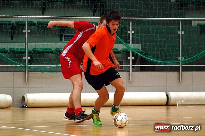 Zdjęcie w galerii na portalu naszraciborz.pl: Pędzące Byki lepsze od Xpres.pl wiadomości z regionu