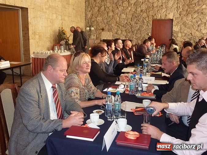 Zdjęcie w galerii na portalu naszraciborz.pl: Sport szkolny: 15-tka najlepsza wiadomości z regionu