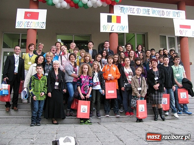 Zdjęcie w galerii na portalu naszraciborz.pl: Po naukę nad Morze Czarne wiadomości z regionu