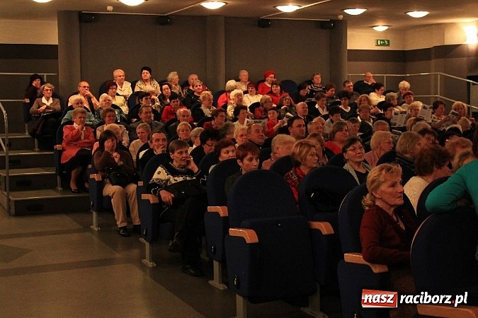 Zdjęcie w galerii na portalu naszraciborz.pl: Aktywni seniorzy świętowali w Strzesze wiadomości z regionu