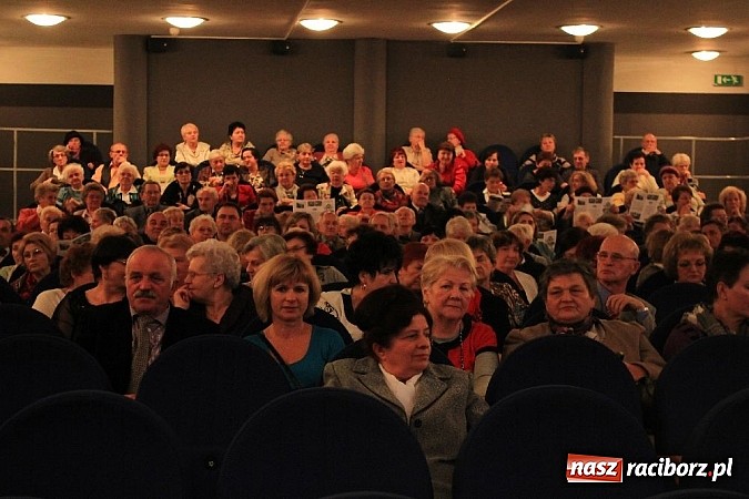 Zdjęcie w galerii na portalu naszraciborz.pl: Aktywni seniorzy świętowali w Strzesze wiadomości z regionu