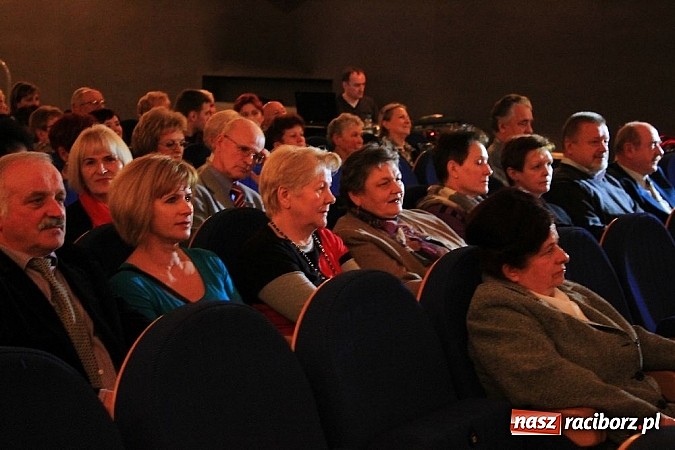 Zdjęcie w galerii na portalu naszraciborz.pl: Aktywni seniorzy świętowali w Strzesze wiadomości z regionu