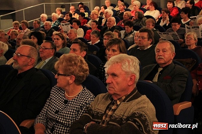 Zdjęcie w galerii na portalu naszraciborz.pl: Aktywni seniorzy świętowali w Strzesze wiadomości z regionu