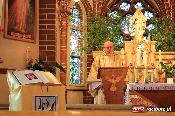 Zdjęcie w galerii na portalu naszraciborz.pl: To nie jest łatwa praca. Zawód: pracownik socjalny wiadomości z regionu