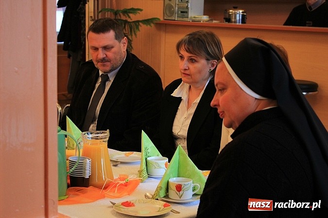 Zdjęcie w galerii na portalu naszraciborz.pl: To nie jest łatwa praca. Zawód: pracownik socjalny wiadomości z regionu