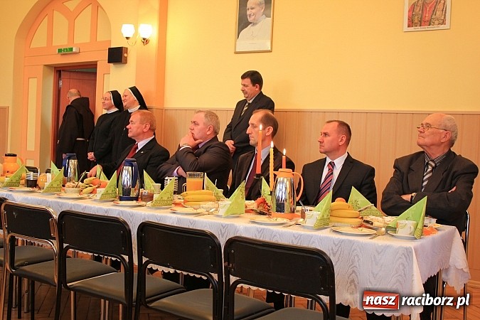 Zdjęcie w galerii na portalu naszraciborz.pl: To nie jest łatwa praca. Zawód: pracownik socjalny wiadomości z regionu