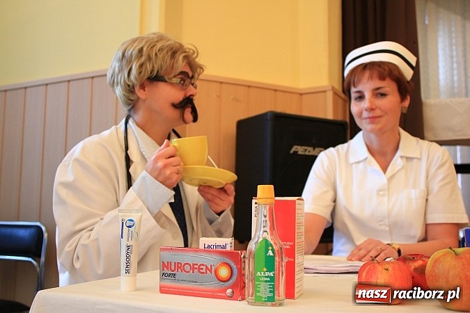 Zdjęcie w galerii na portalu naszraciborz.pl: To nie jest łatwa praca. Zawód: pracownik socjalny wiadomości z regionu