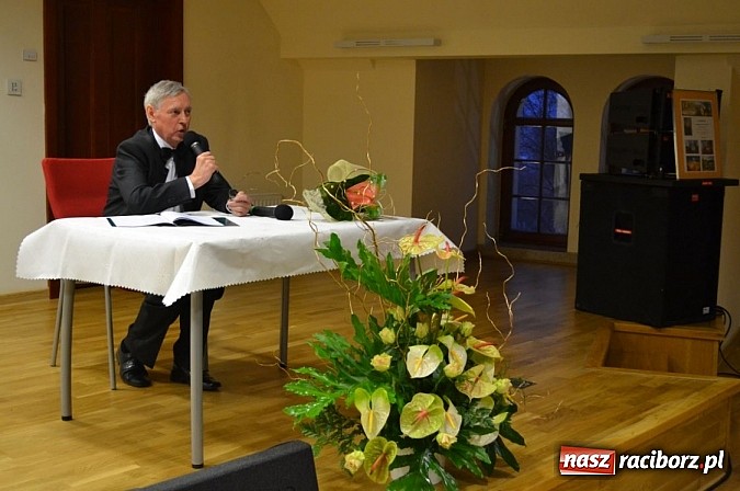 Zdjęcie w galerii na portalu naszraciborz.pl: Wernisaż malarstwa Jana Michała Stuchlego wiadomości z regionu