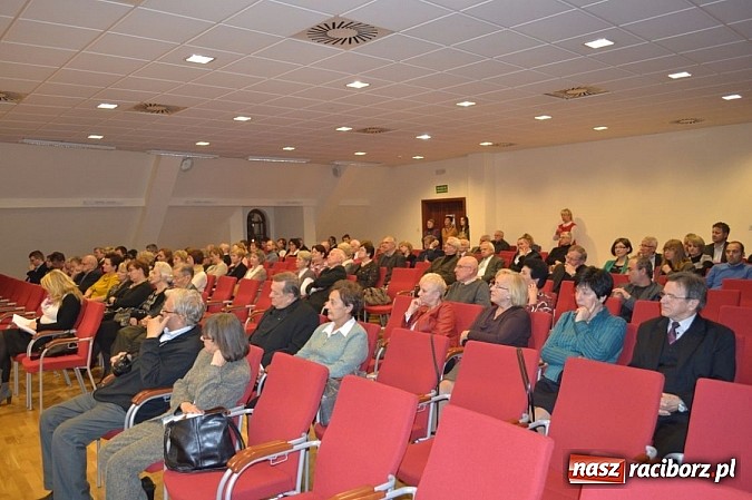 Zdjęcie w galerii na portalu naszraciborz.pl: Wernisaż malarstwa Jana Michała Stuchlego wiadomości z regionu