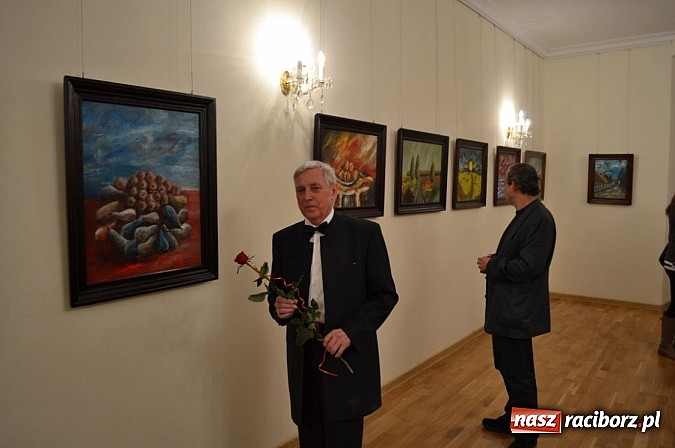 Zdjęcie w galerii na portalu naszraciborz.pl: Wernisaż malarstwa Jana Michała Stuchlego wiadomości z regionu