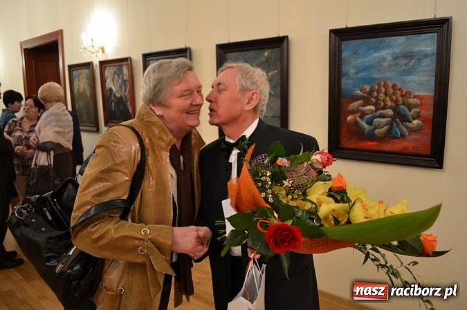 Zdjęcie w galerii na portalu naszraciborz.pl: Wernisaż malarstwa Jana Michała Stuchlego wiadomości z regionu
