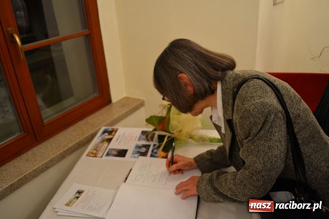 Zdjęcie w galerii na portalu naszraciborz.pl: Wernisaż malarstwa Jana Michała Stuchlego wiadomości z regionu