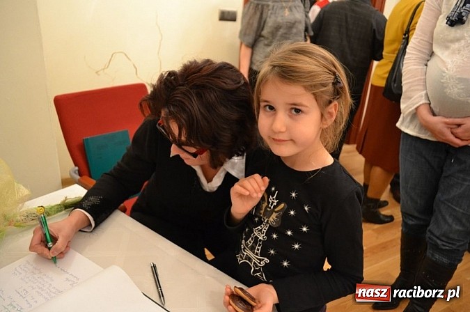 Zdjęcie w galerii na portalu naszraciborz.pl: Wernisaż malarstwa Jana Michała Stuchlego wiadomości z regionu