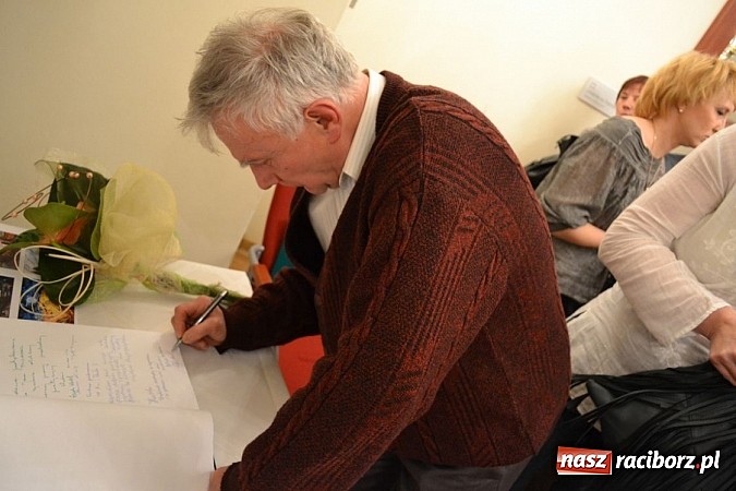 Zdjęcie w galerii na portalu naszraciborz.pl: Wernisaż malarstwa Jana Michała Stuchlego wiadomości z regionu